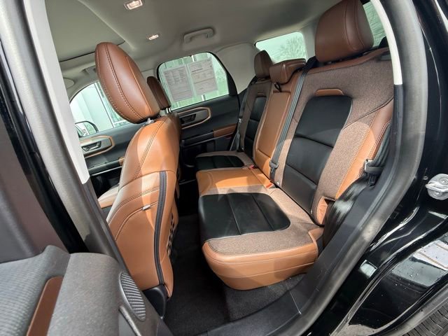 Certified 2025 Ford Bronco Sport Outer Banks w/ Outer Banks Tech Package+ AWD/4WD image 17