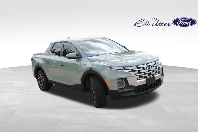 Used 2024 Hyundai Santa Cruz SE AWD/4WD image 3