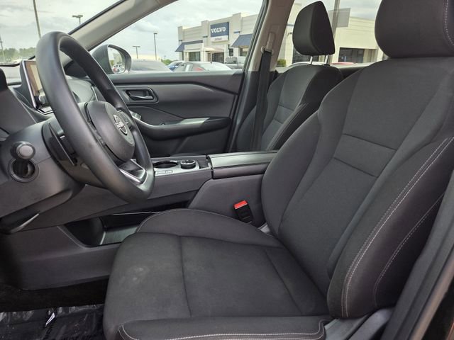 Used 2024 Nissan Rogue S image 12