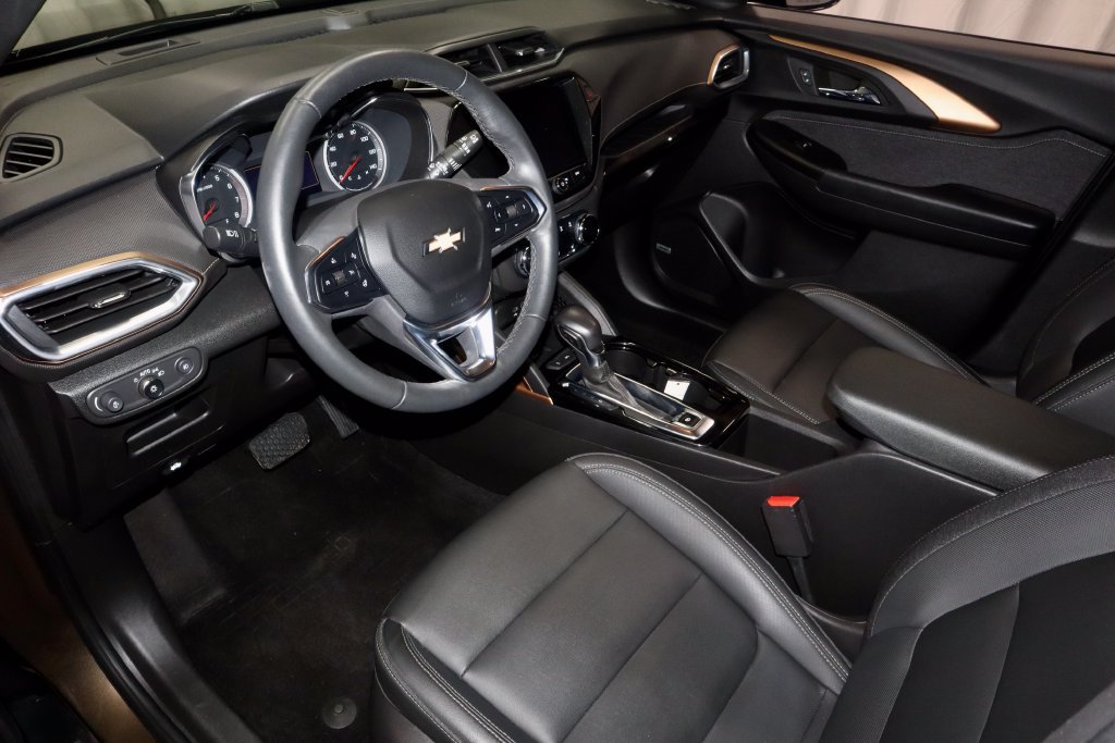 Used 2022 Chevrolet TrailBlazer ACTIV w/ Sun and Liftgate Package AWD/4WD image 25