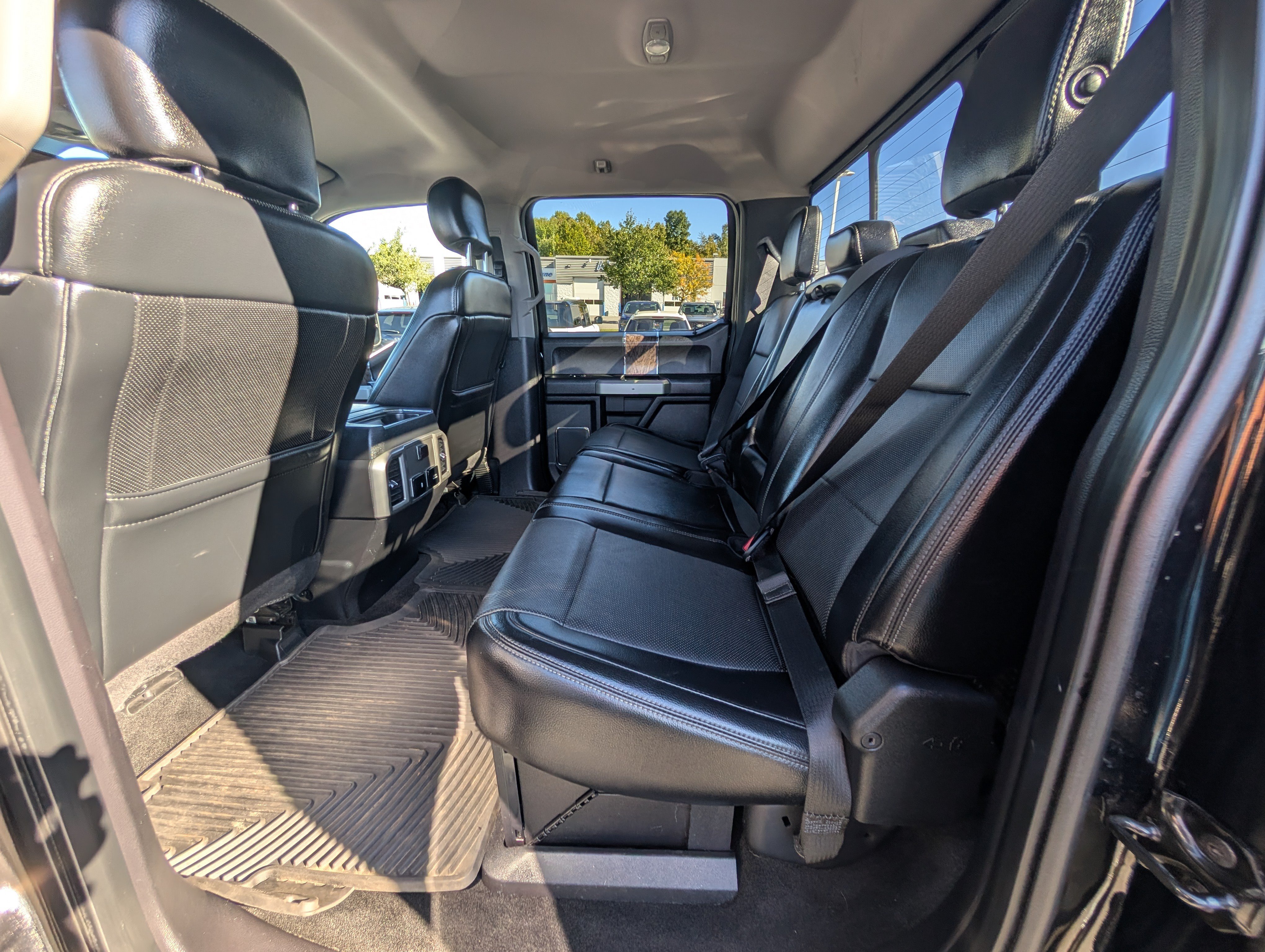 Certified 2018 Ford F350 Lariat w/ Tow Technology Bundle AWD/4WD image 17