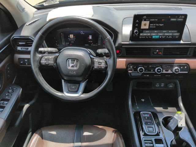 Used 2024 Honda Pilot Elite image 18