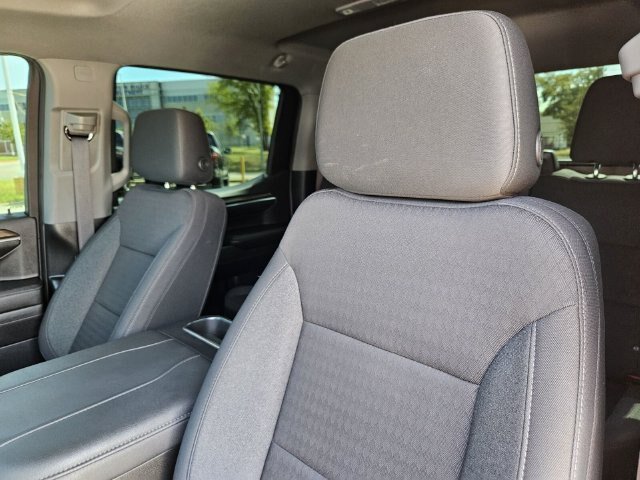 Used 2024 Chevrolet Silverado 1500 LT RWD image 19