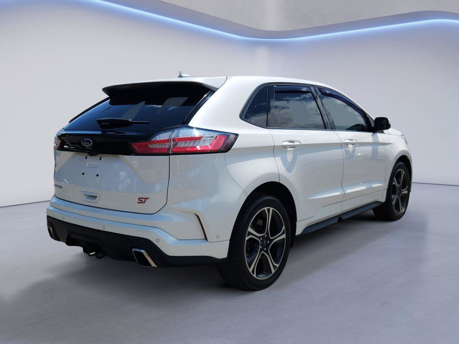 Certified 2019 Ford Edge ST w/ Equipment Group 401A AWD/4WD image 3