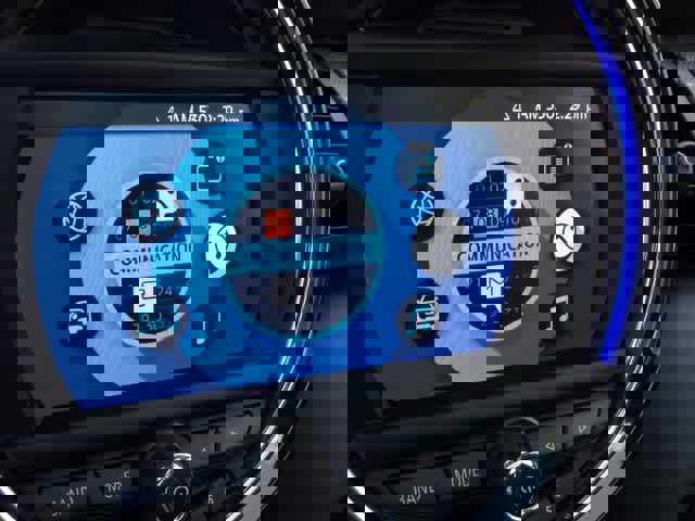 Used 2020 MINI Cooper 2-Door Hardtop image 27