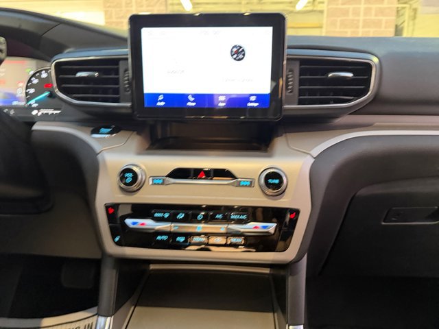 Certified 2023 Ford Explorer XLT w/ Equipment Group 202A image 21