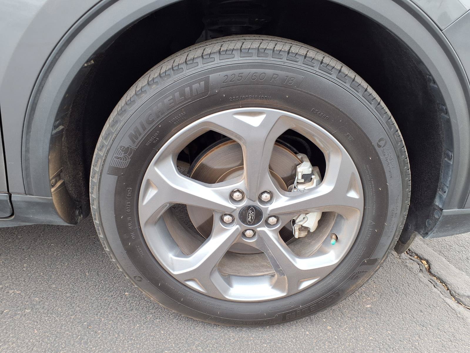 Certified 2025 Ford Escape ST-Line Select AWD/4WD image 9