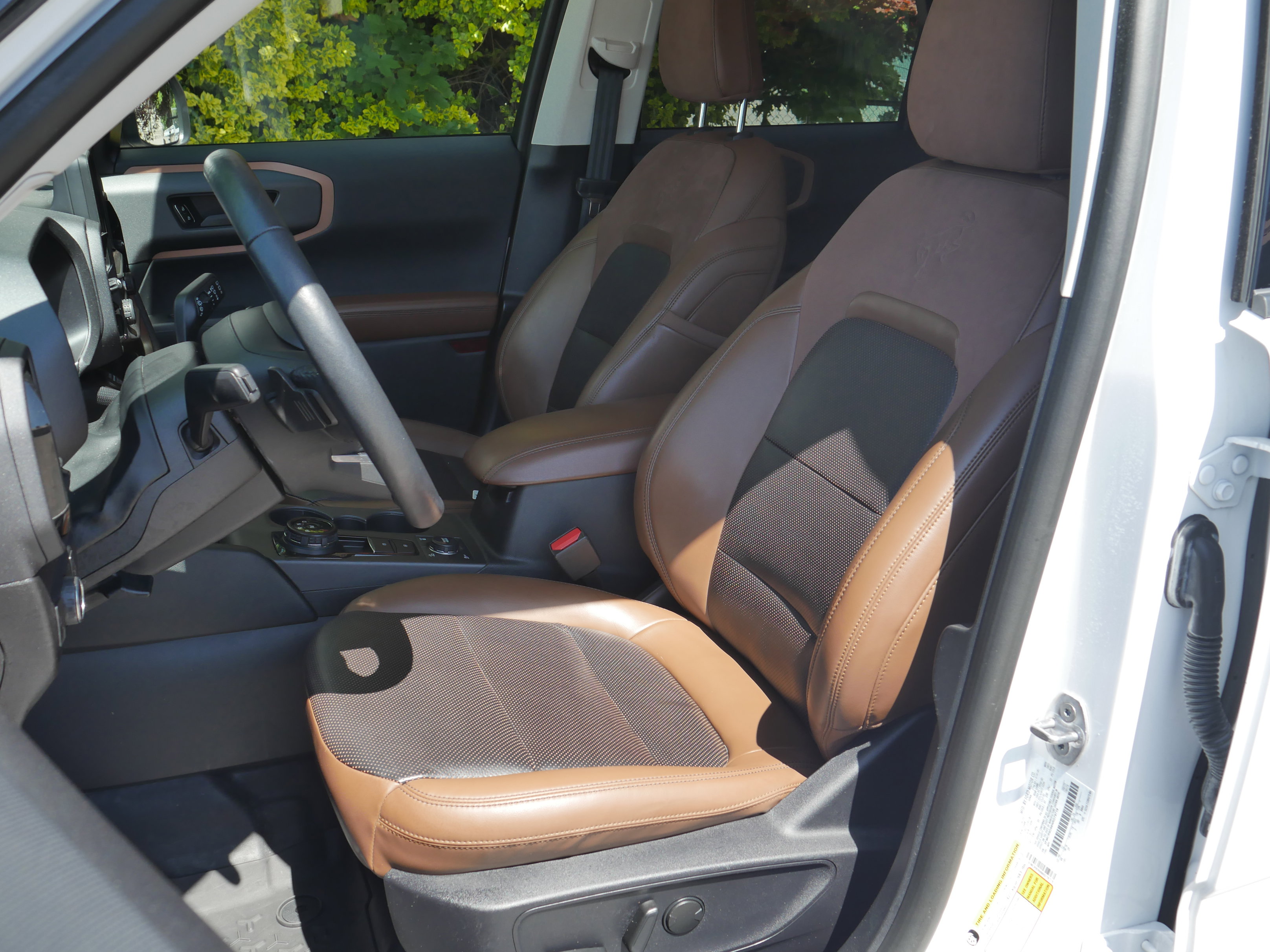 Certified 2022 Ford Bronco Sport Badlands w/ Premium Package AWD/4WD image 33
