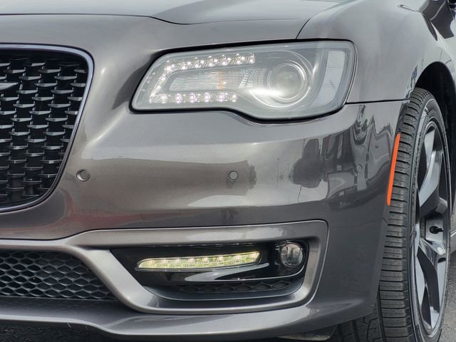 Used 2021 Chrysler 300 Touring L RWD image 9