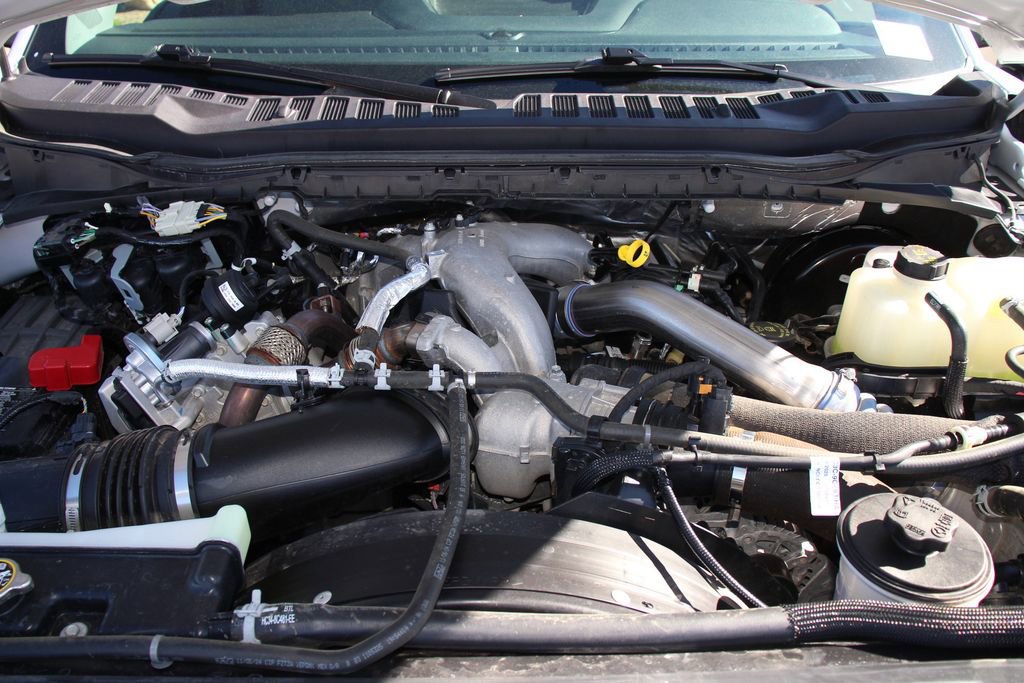 Certified 2025 Ford F250 XLT image 29