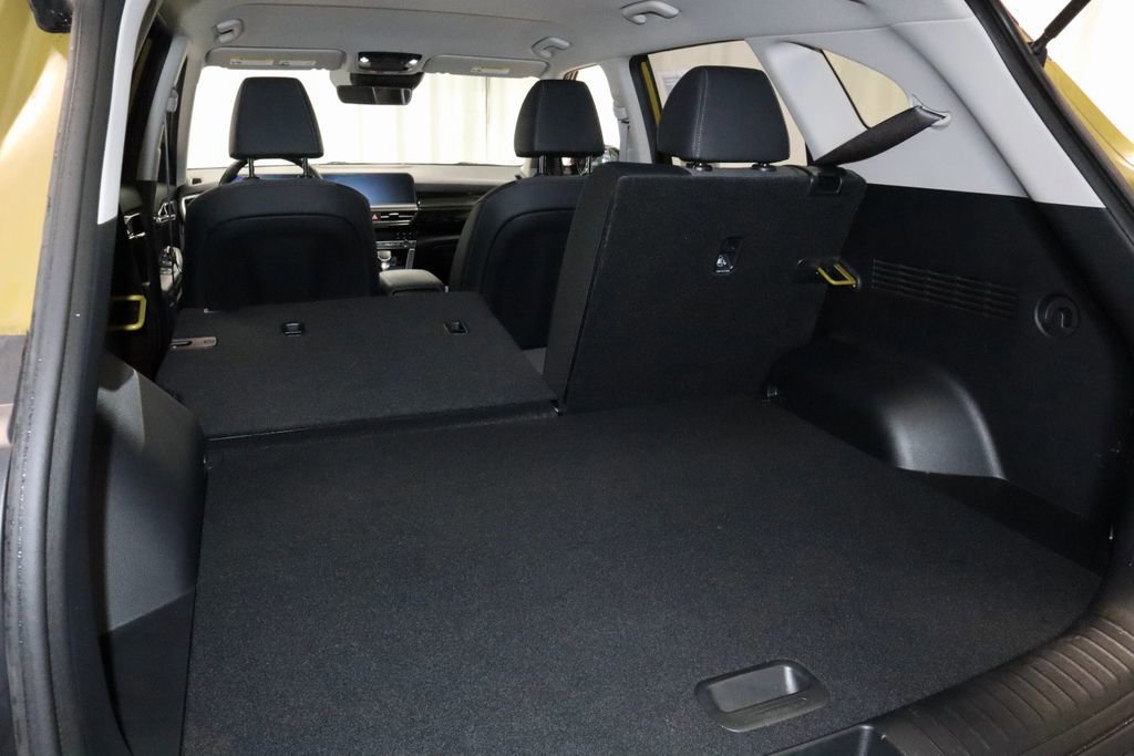 Used 2024 Kia Seltos S image 16
