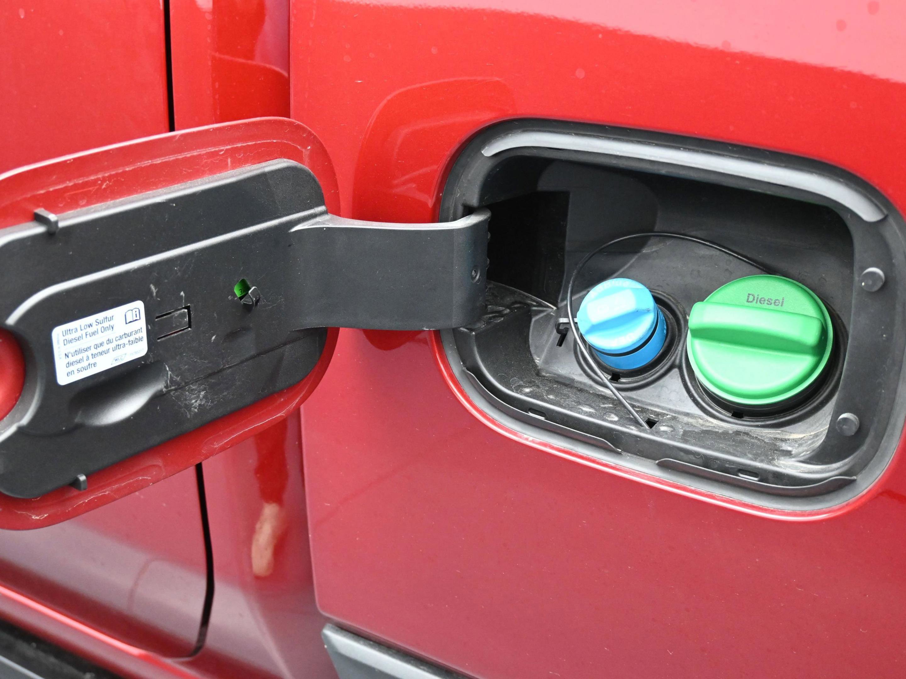 Used 2024 GMC Sierra 2500 AT4 w/ AT4 Premium Plus Package image 33