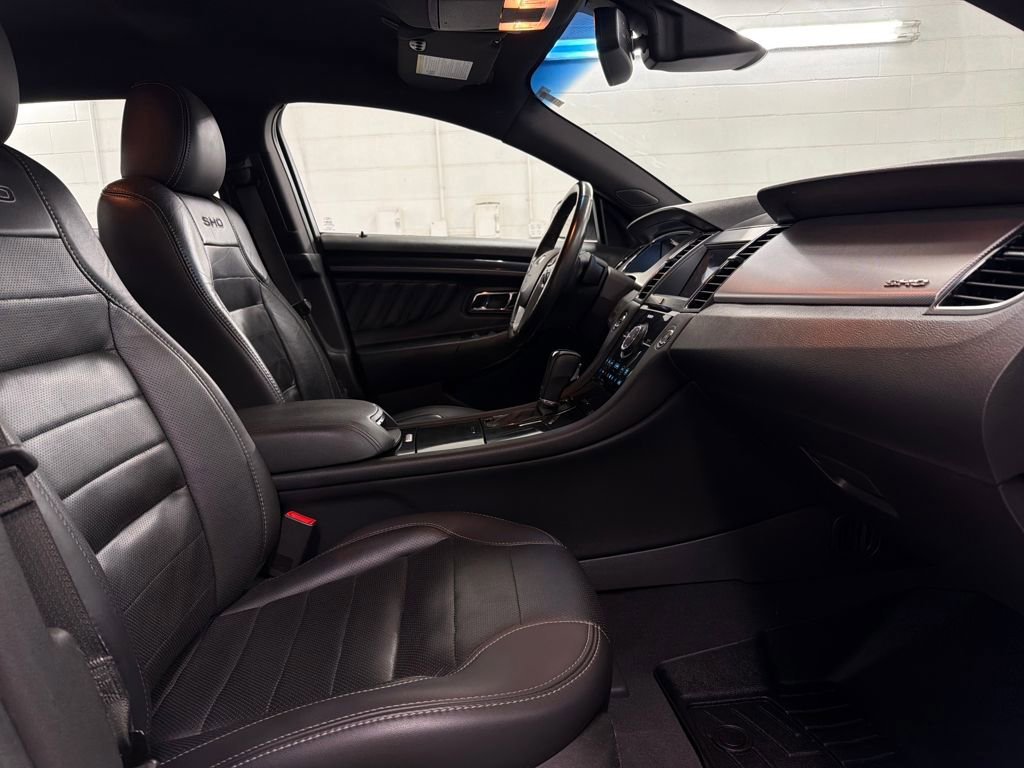 Certified 2019 Ford Taurus SHO image 22