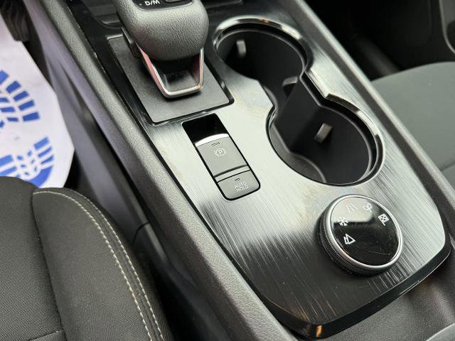 Used 2024 Nissan Rogue S AWD/4WD image 24