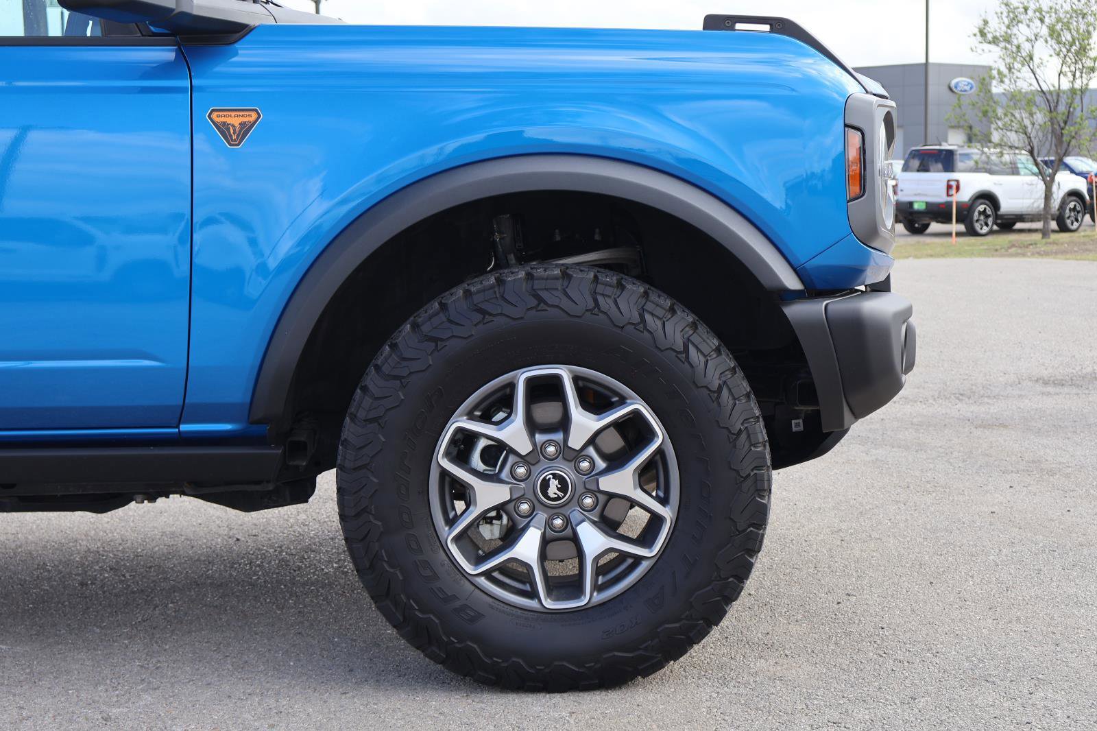 Certified 2025 Ford Bronco Badlands AWD/4WD image 21