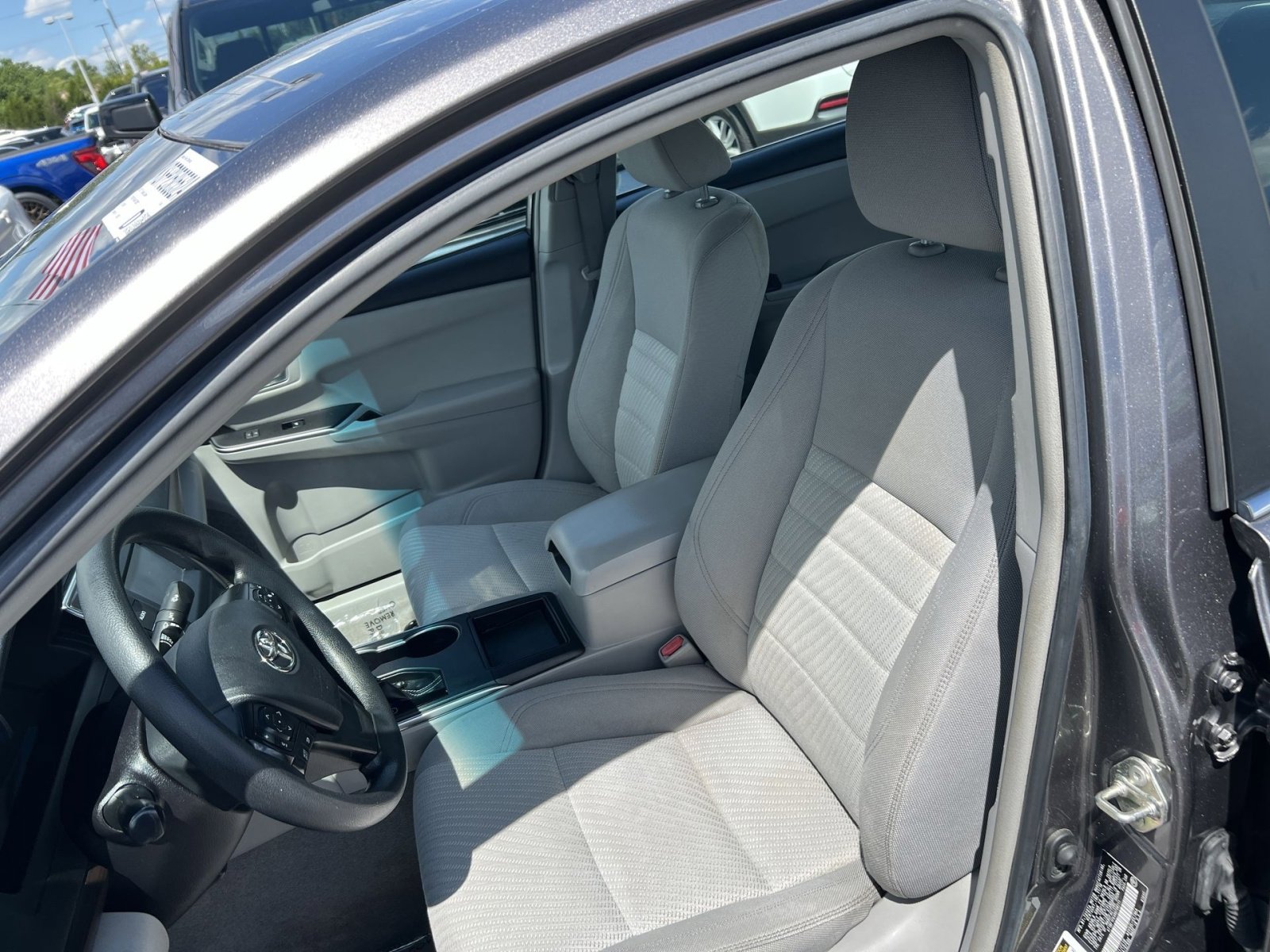 Used 2017 Toyota Camry LE FWD image 21