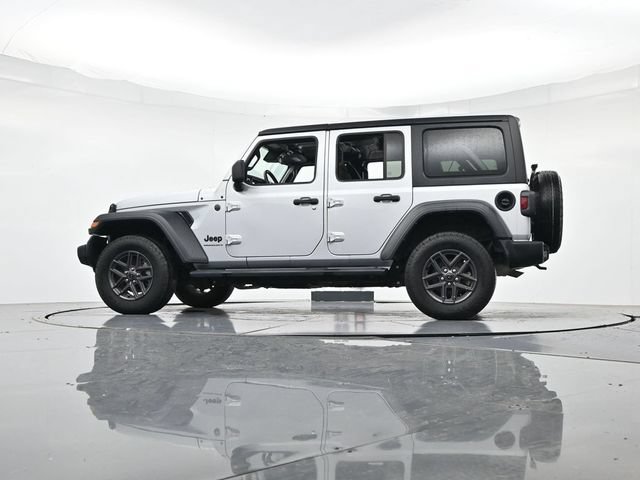 Used 2024 Jeep Wrangler Unlimited Sport AWD/4WD image 41