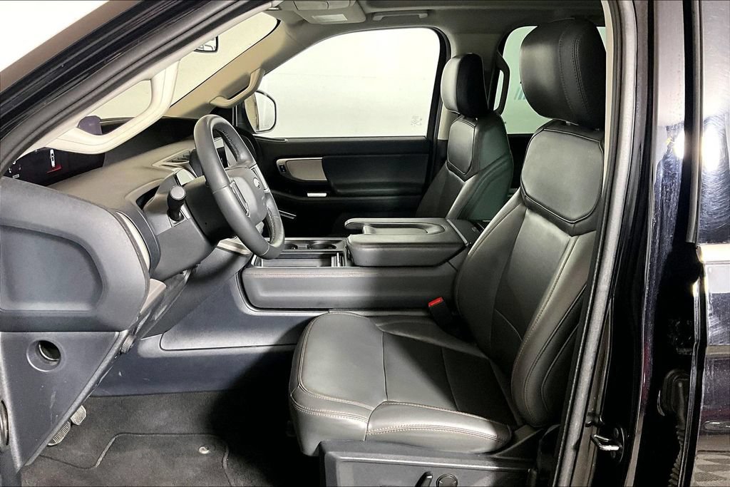 Certified 2025 Ford Expedition Active AWD/4WD image 20
