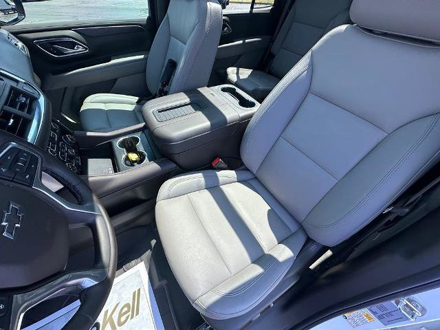 Used 2024 Chevrolet Tahoe Z71 w/ Luxury Package AWD/4WD image 18