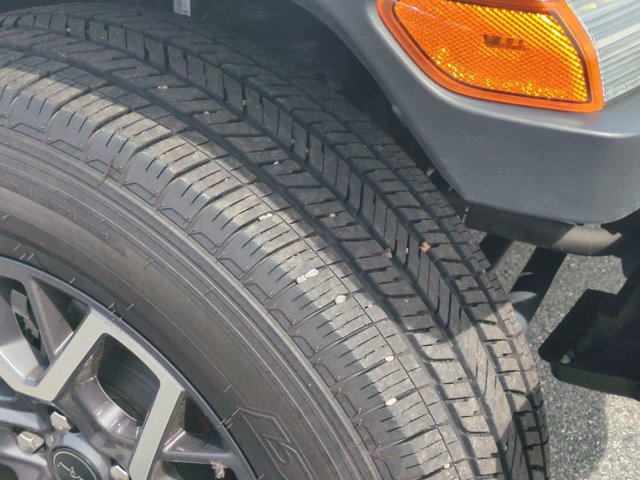 Used 2024 Jeep Wrangler Unlimited Sahara w/ Safety Group image 12