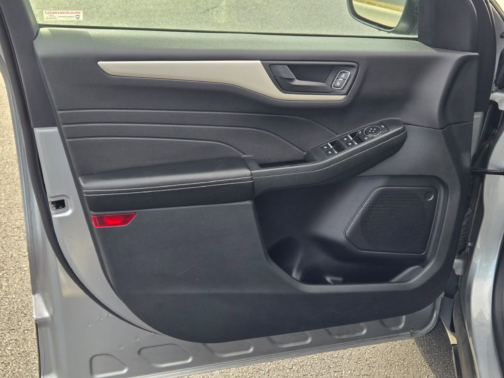 Certified 2022 Ford Escape SE w/ Convenience Package image 20