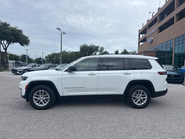 Used 2024 Jeep Grand Cherokee L Laredo AWD/4WD image 2