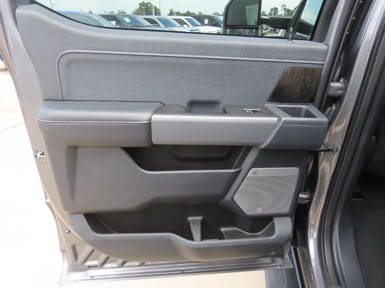 Certified 2024 Ford F250 Lariat w/ Lariat Ultimate Package AWD/4WD image 18