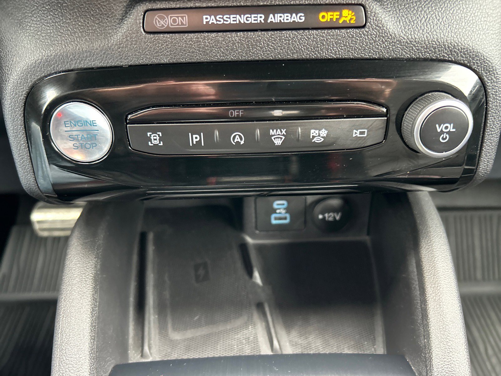 Certified 2023 Ford Escape ST-Line Elite image 27