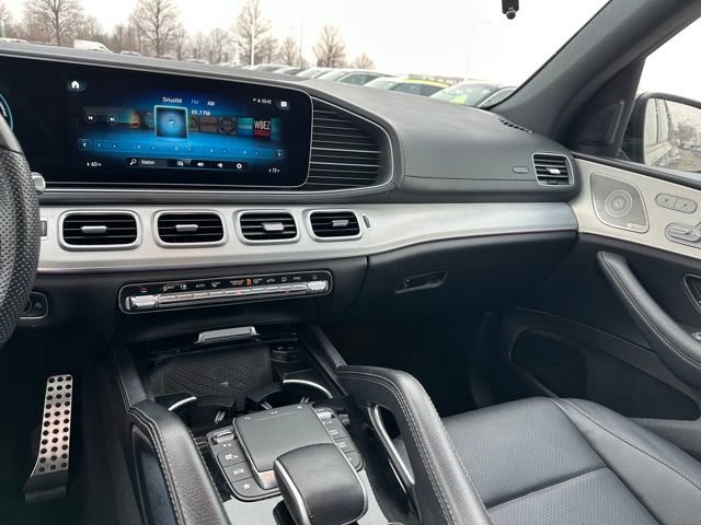 Used 2022 Mercedes-Benz GLS 450 4MATIC w/ AMG Line Exterior image 17