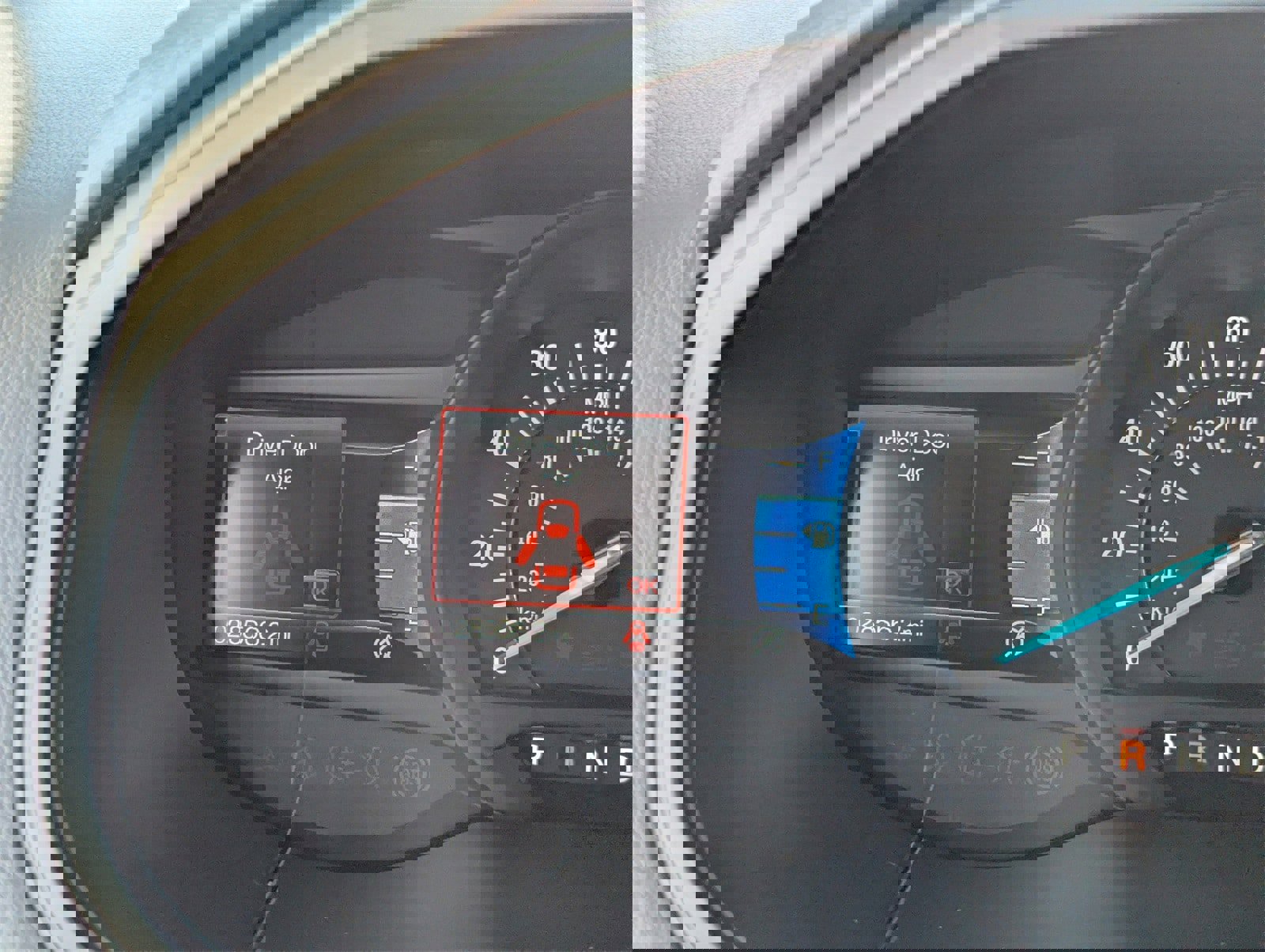 Certified 2024 Ford Edge Titanium image 32