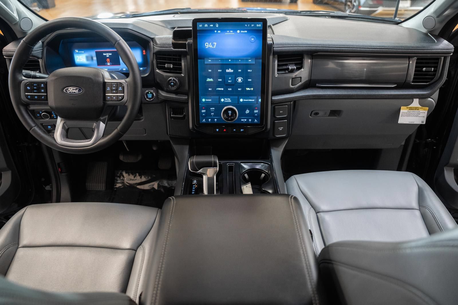 Certified 2025 Ford F150 Lightning Flash AWD/4WD image 29