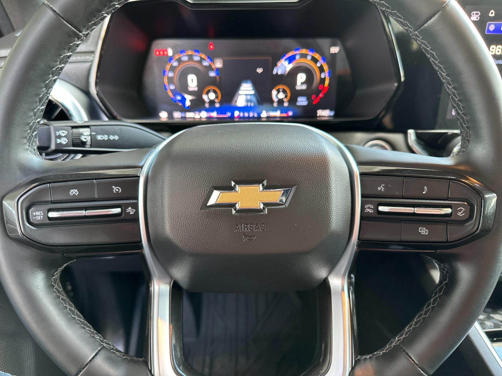 Used 2024 Chevrolet Colorado LT w/ LT Convenience Package II image 23