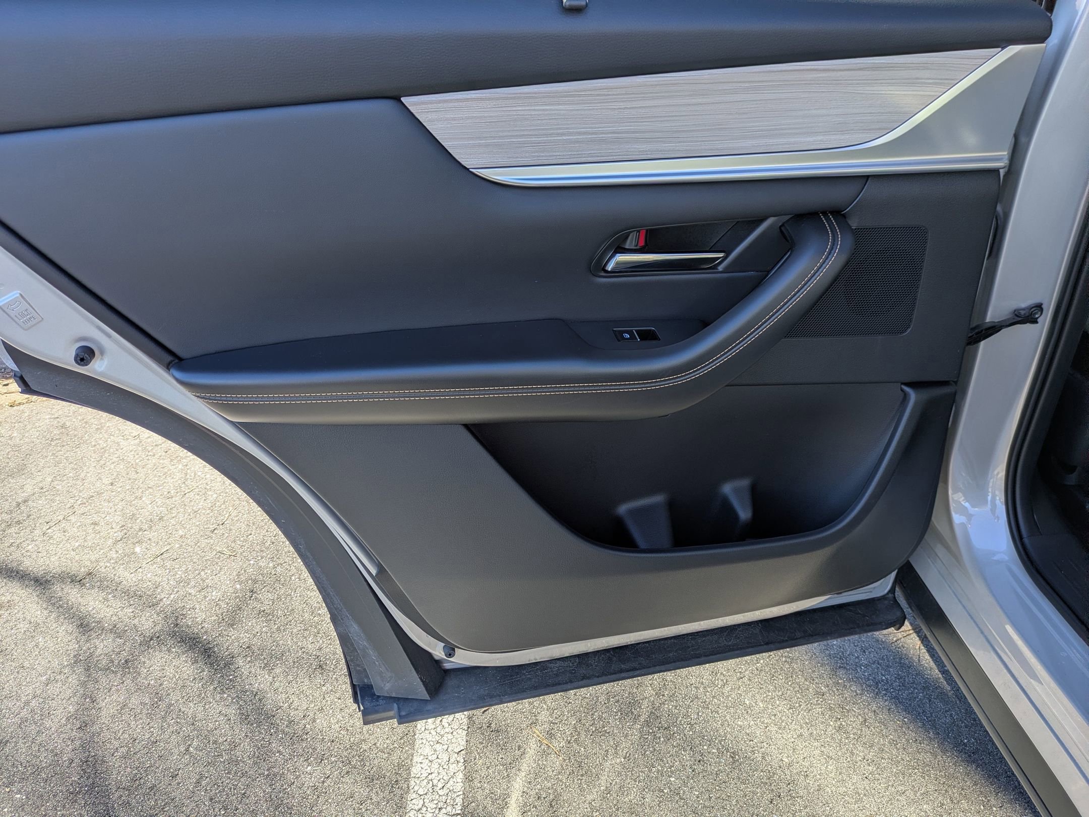 Used 2025 MAZDA CX-90 3.3 Turbo w/ Preferred Package image 25