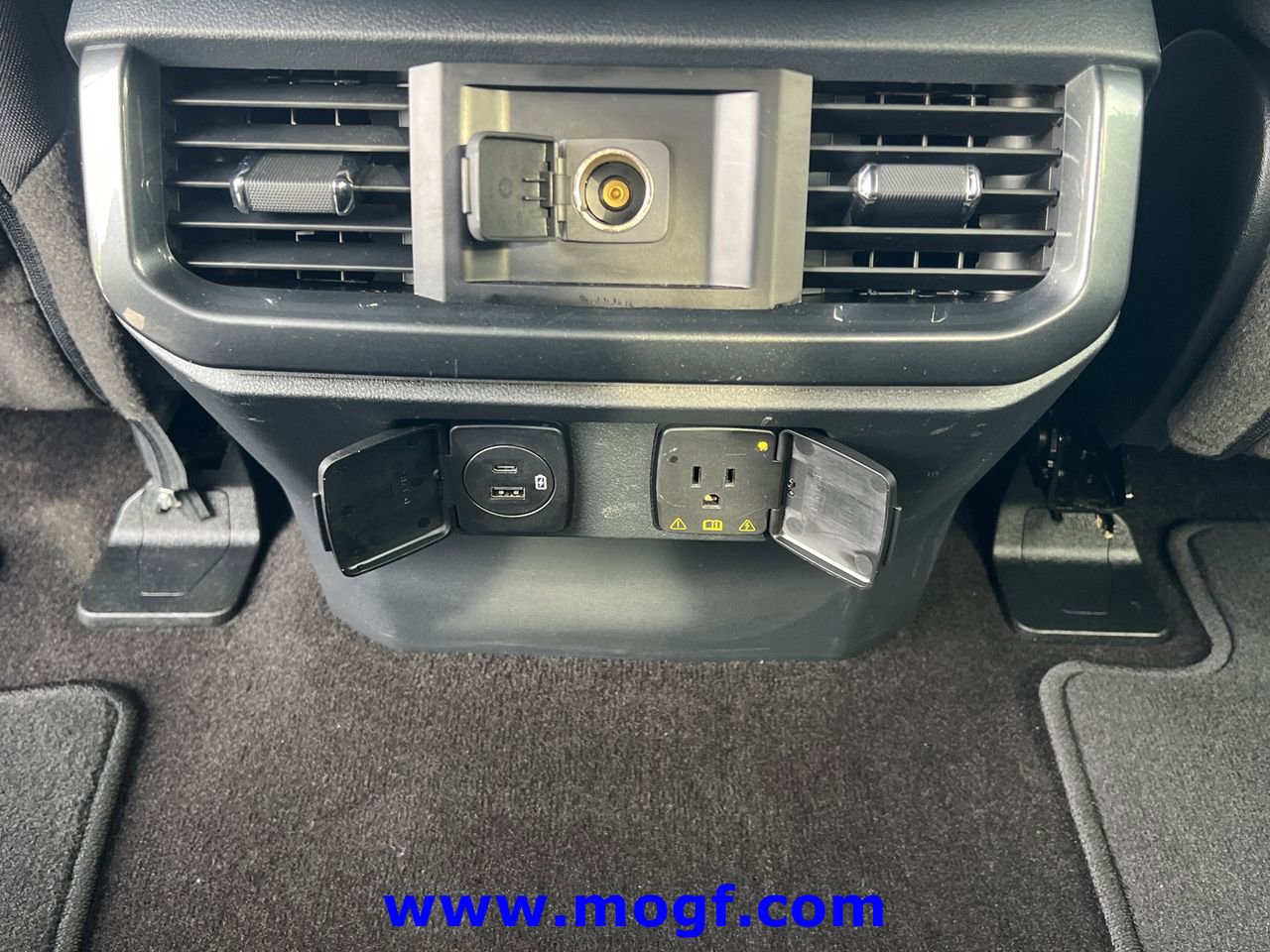 Certified 2023 Ford F150 XLT w/ Equipment Group 302A High image 27