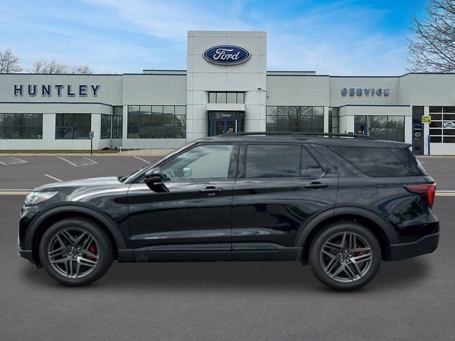 Certified 2026 Ford Explorer ST AWD/4WD image 6