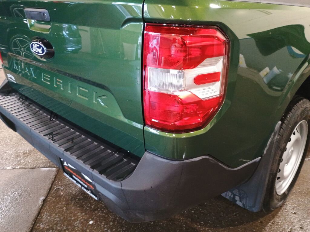 Certified 2025 Ford Maverick XL image 21