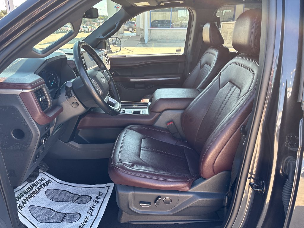 Certified 2024 Ford Expedition Limited RWD image 11