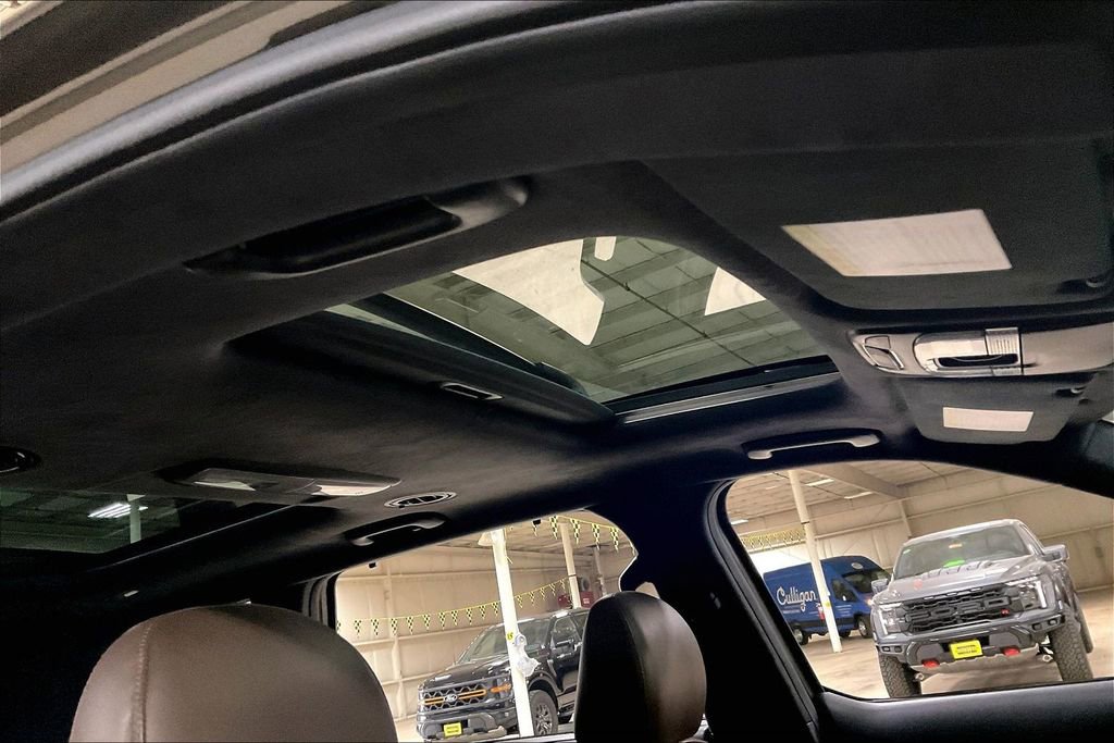 Used 2020 Kia Telluride SX w/ SX Prestige Package AWD/4WD image 21