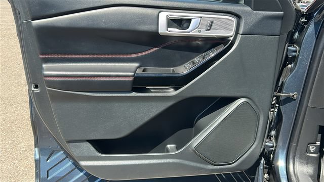 Certified 2023 Ford Explorer ST-Line w/ Class IV Trailer Tow Package AWD/4WD image 18