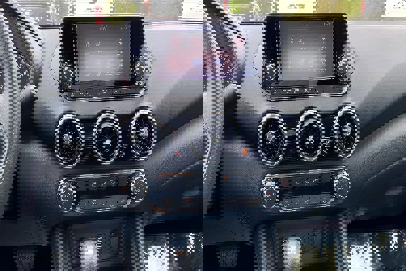 Used 2024 Nissan Sentra S image 9