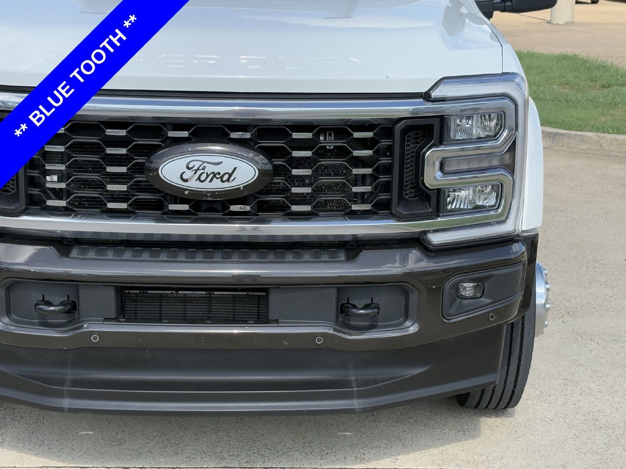 Certified 2024 Ford F450 King Ranch w/ FX4 Off-Road Package AWD/4WD image 11