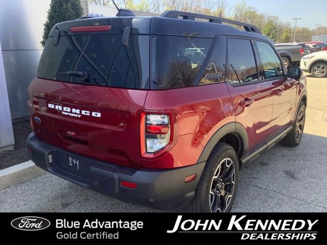 Certified 2025 Ford Bronco Sport Outer Banks w/ Outer Banks Tech Package+ AWD/4WD image 4