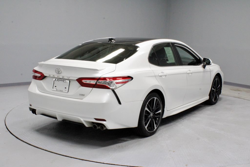 Used 2020 Toyota Camry XSE FWD image 10