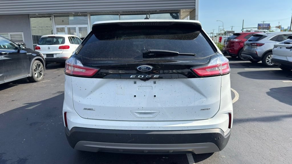Certified 2023 Ford Edge SEL w/ Convenience Package AWD/4WD image 4