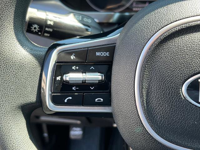 Used 2021 Kia Sorento LX image 15