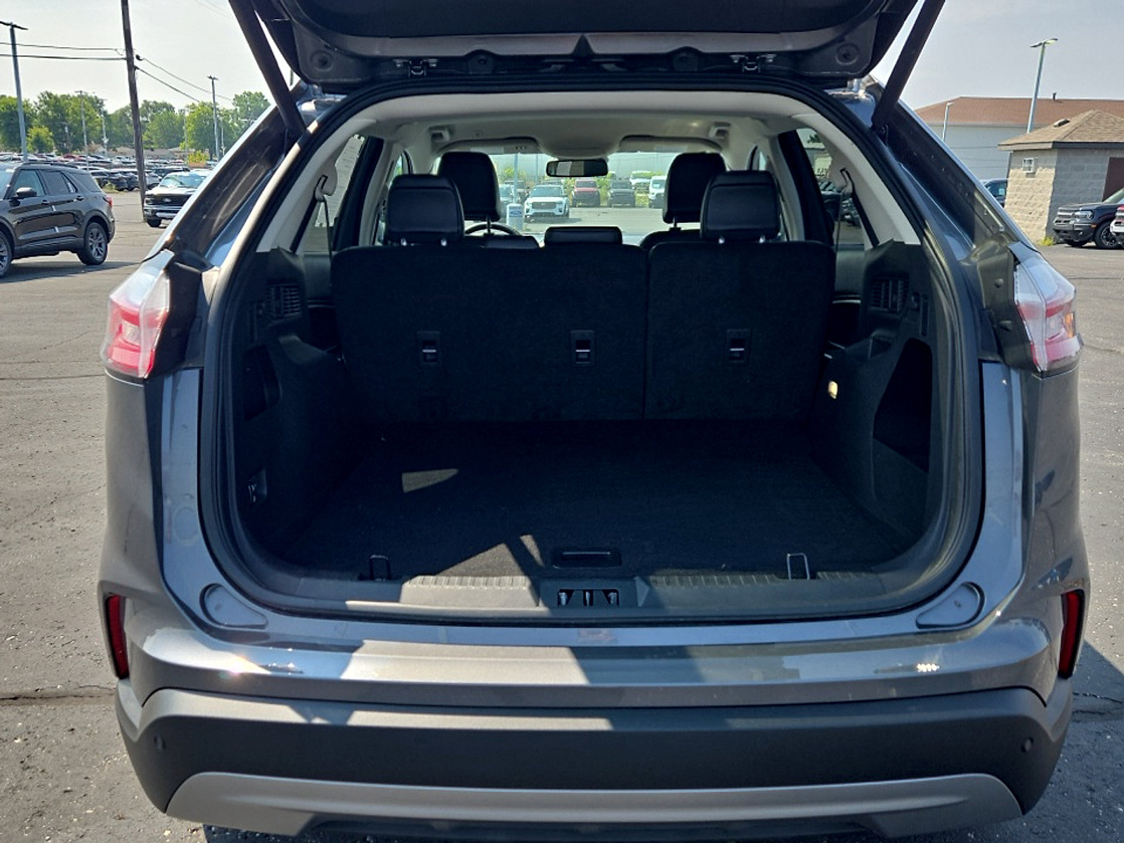 Certified 2024 Ford Edge SEL w/ Convenience Package AWD/4WD image 23