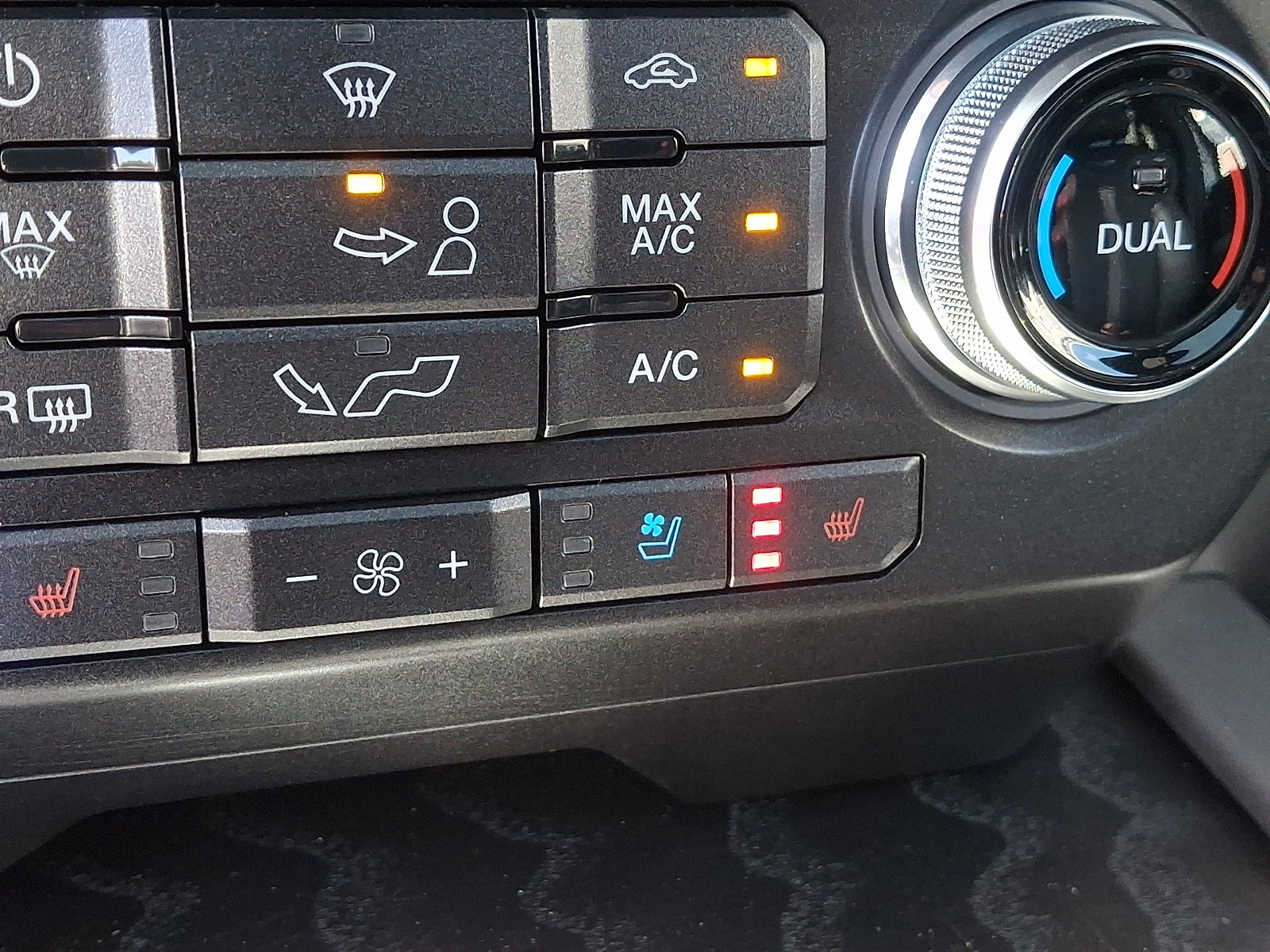 Certified 2018 Ford F150 Platinum AWD/4WD image 25