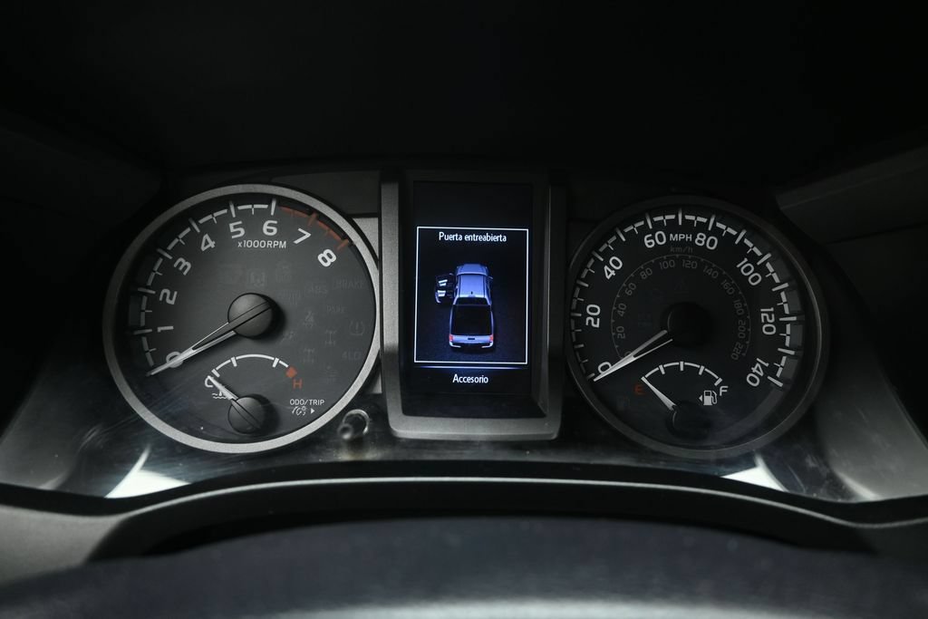 Used 2019 Toyota Tacoma TRD Off-Road w/ Technology Package AWD/4WD image 14