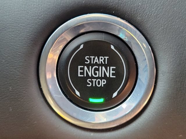 Used 2023 GMC Yukon XL Denali Ultimate AWD/4WD image 14
