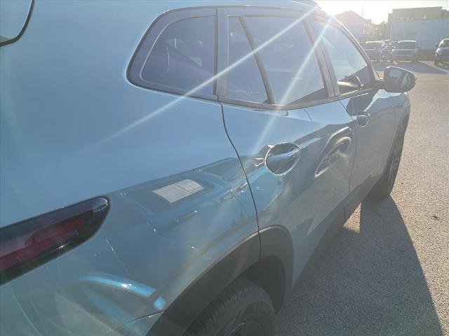 Used 2025 Chevrolet Trax ACTIV w/ Sunroof Package image 20